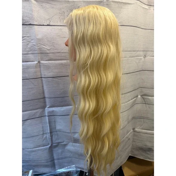 613 wavy 32 inch synthetic wig - Picture 2 of 5